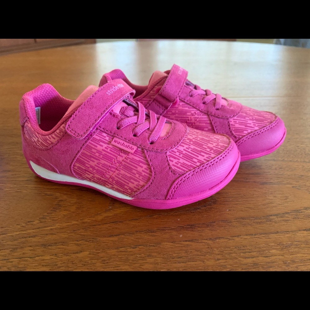 NWT Stride Rite size 10 Girls sneakers